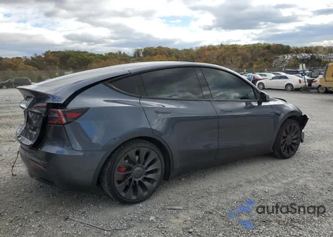 2022 Tesla Model Y из США, поврежденный, VIN 7SAYGDEF4NF461619
